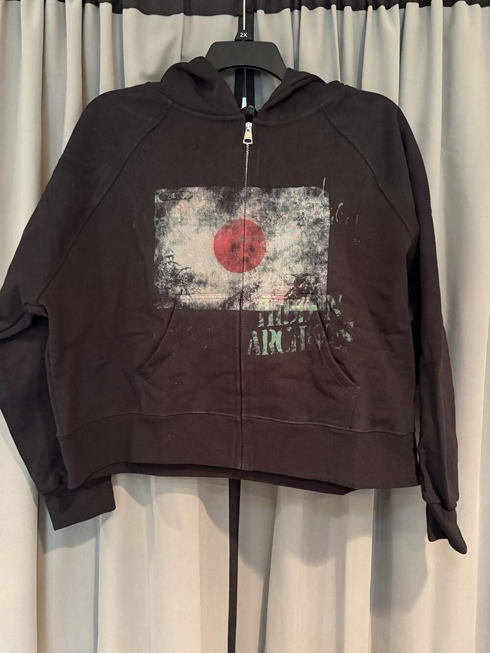 HypedeptDistressed Japanese Flag Graphic Zip Up Hoodie